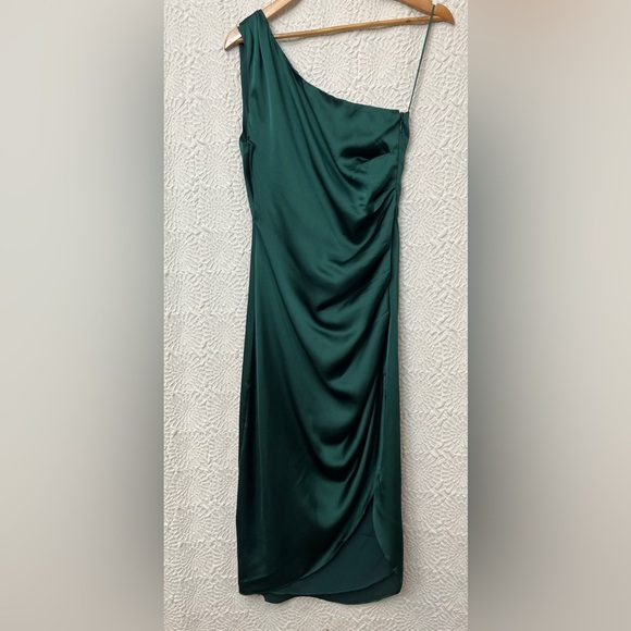 Sugarlips Chateau One Shoulder Ruched Belen Midi‎ Dress Small Green Satin Chic - Picture 14 of 14